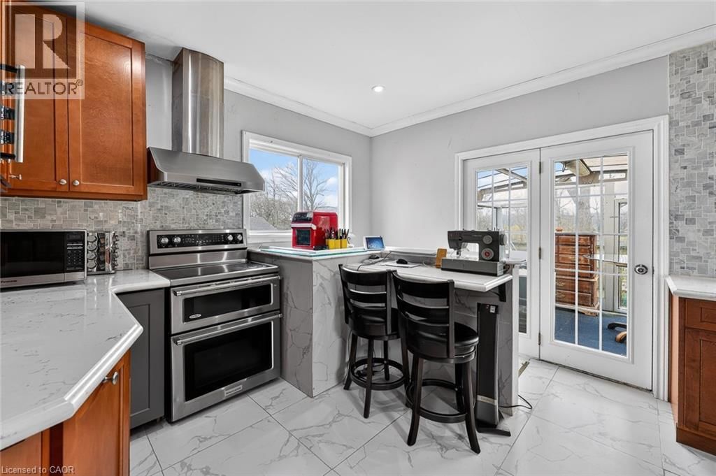 124 EAST PARK DRIVE Image 11