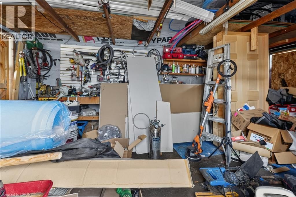 124 EAST PARK DRIVE Image 24