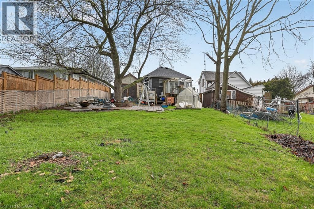 124 EAST PARK DRIVE Image 30