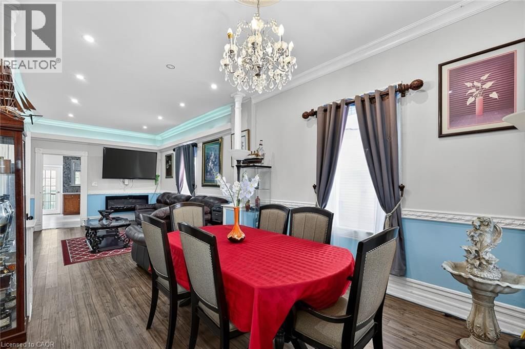 124 EAST PARK DRIVE Image 8