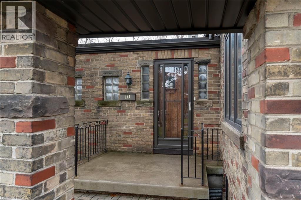 10 LANDOUR AVENUE Image 3