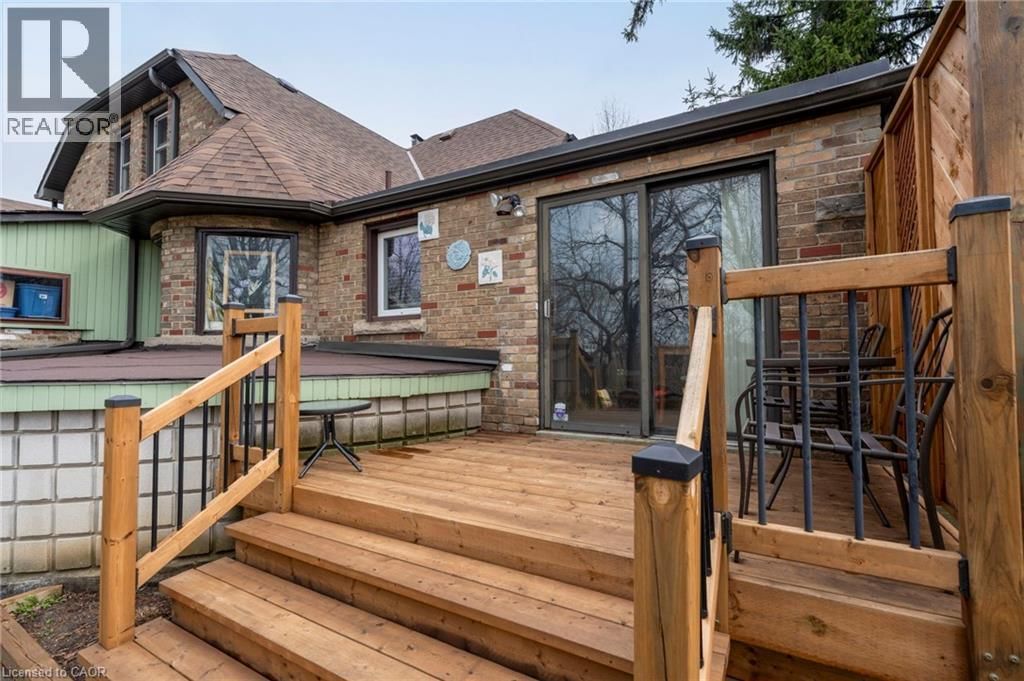 10 LANDOUR AVENUE Image 41