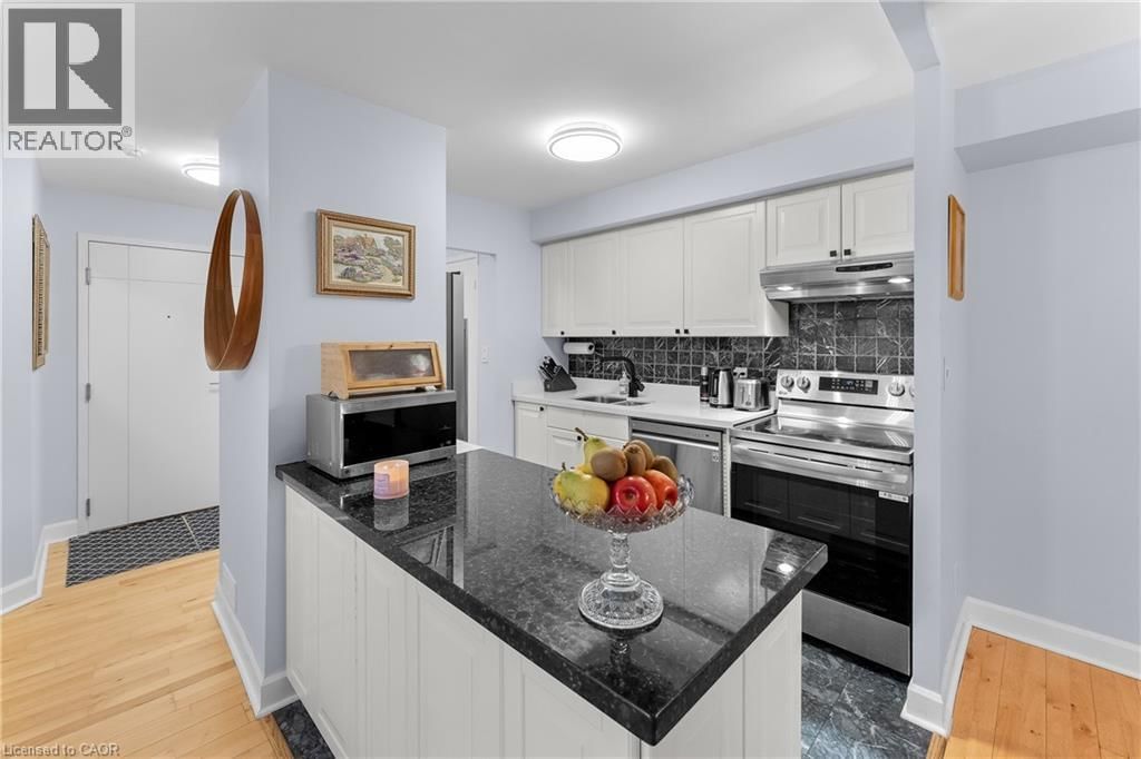 214 - 2267 LAKE SHORE BOULEVARD WEST Image 13