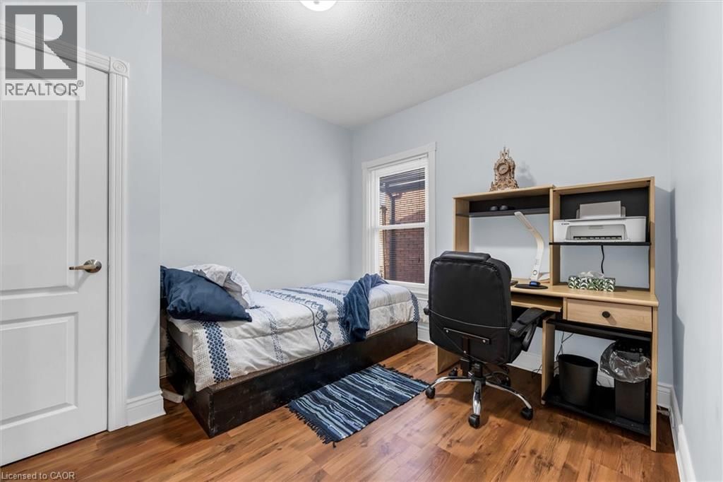 121 EDGEMONT STREET NORTH Image 11