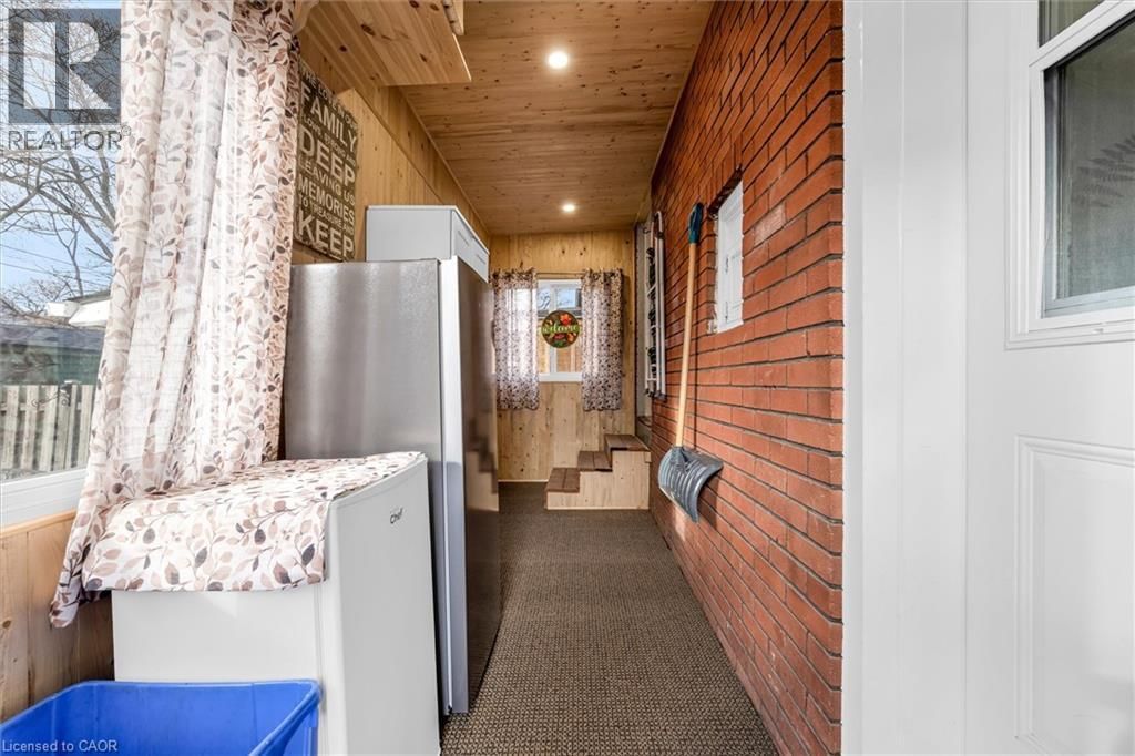 121 EDGEMONT STREET NORTH Image 26