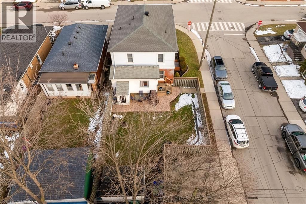 121 EDGEMONT STREET NORTH Image 48