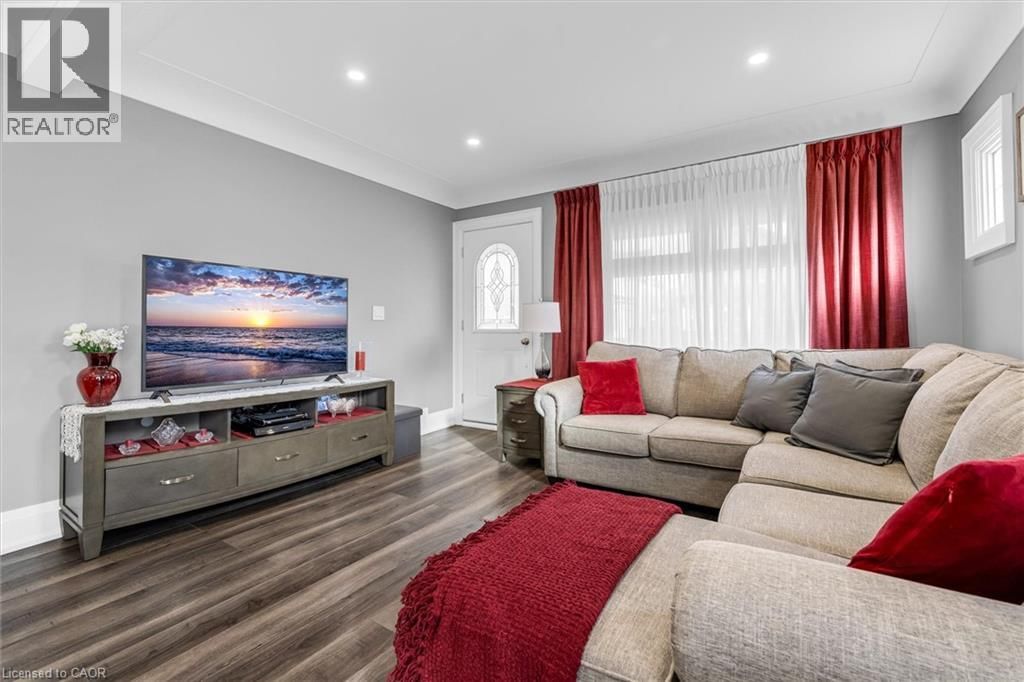 121 EDGEMONT STREET NORTH Image 5