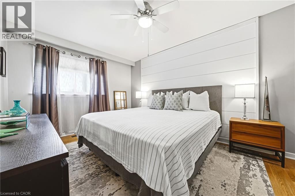 668 CHESTNUT PLACE Image 15