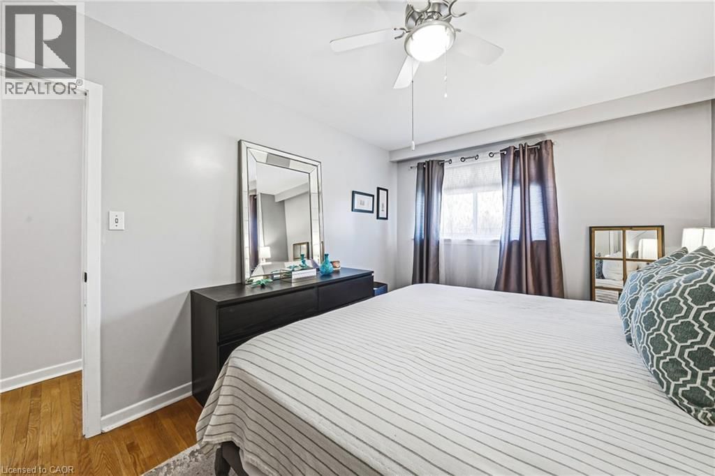 668 CHESTNUT PLACE Image 16