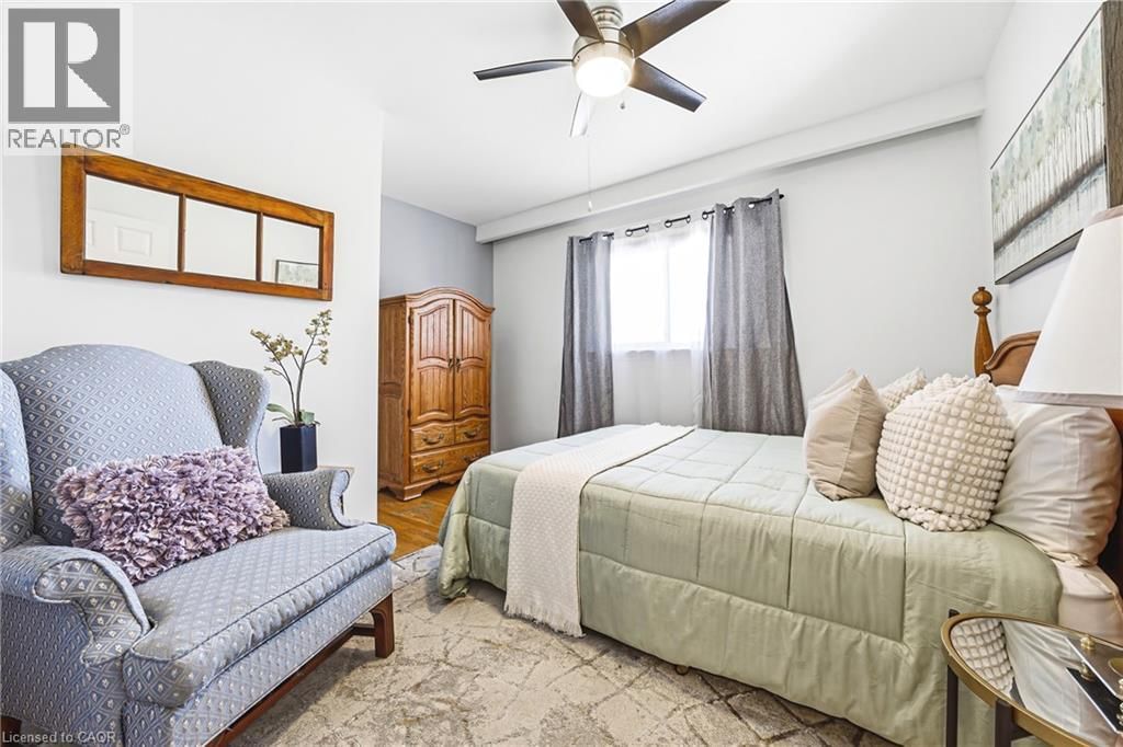 668 CHESTNUT PLACE Image 18