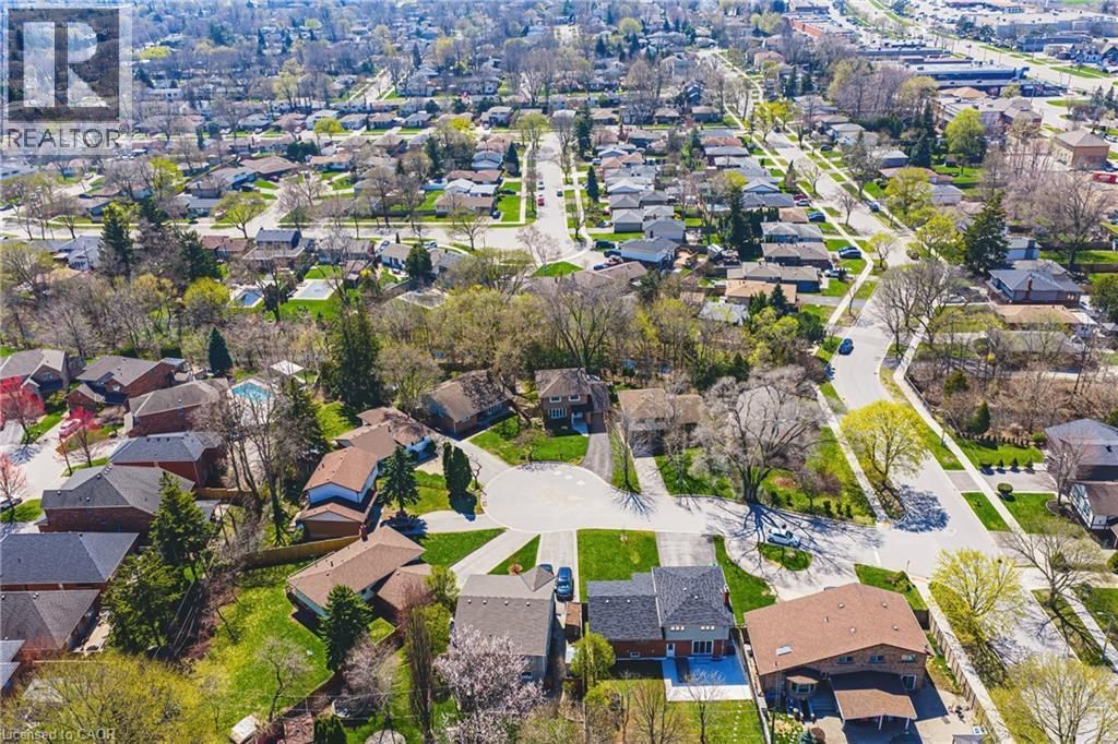 668 CHESTNUT PLACE Image 33