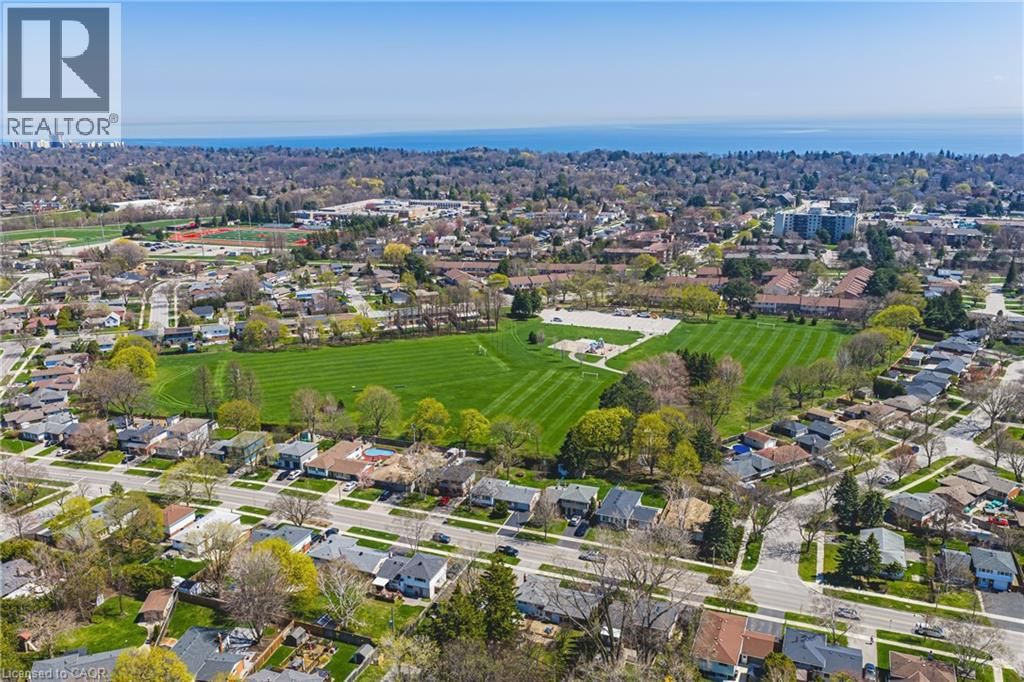 668 CHESTNUT PLACE Image 38