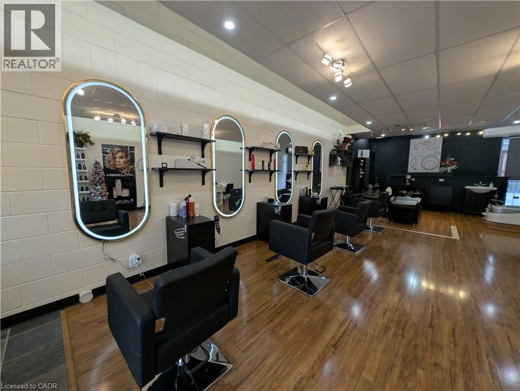 2 - 33 ELM STREET Image 4