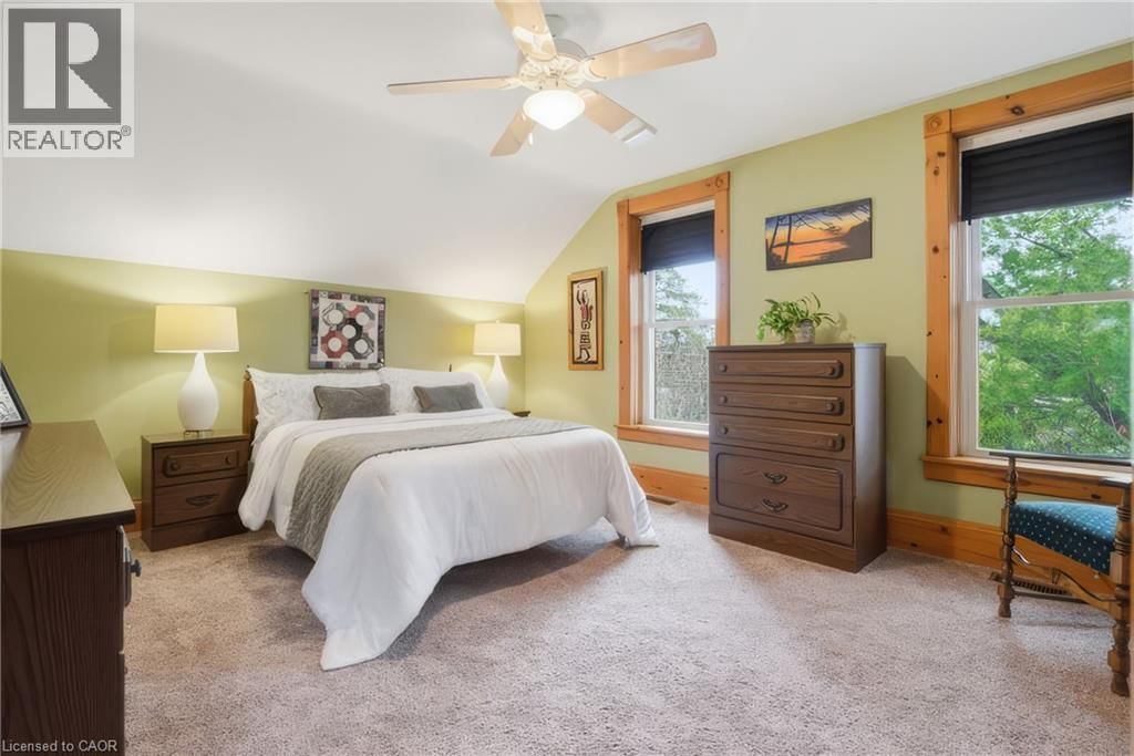 24 QUEENSWAY DRIVE Image 12