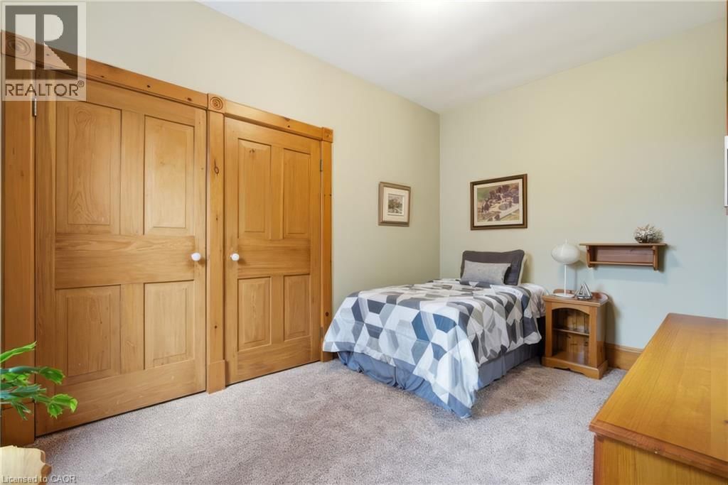 24 QUEENSWAY DRIVE Image 15