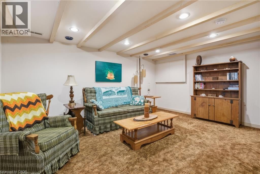 24 QUEENSWAY DRIVE Image 17