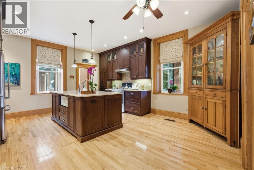 24 QUEENSWAY DRIVE Image 25