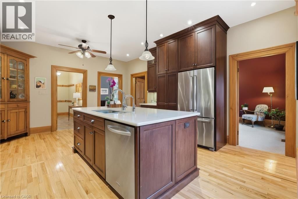 24 QUEENSWAY DRIVE Image 28