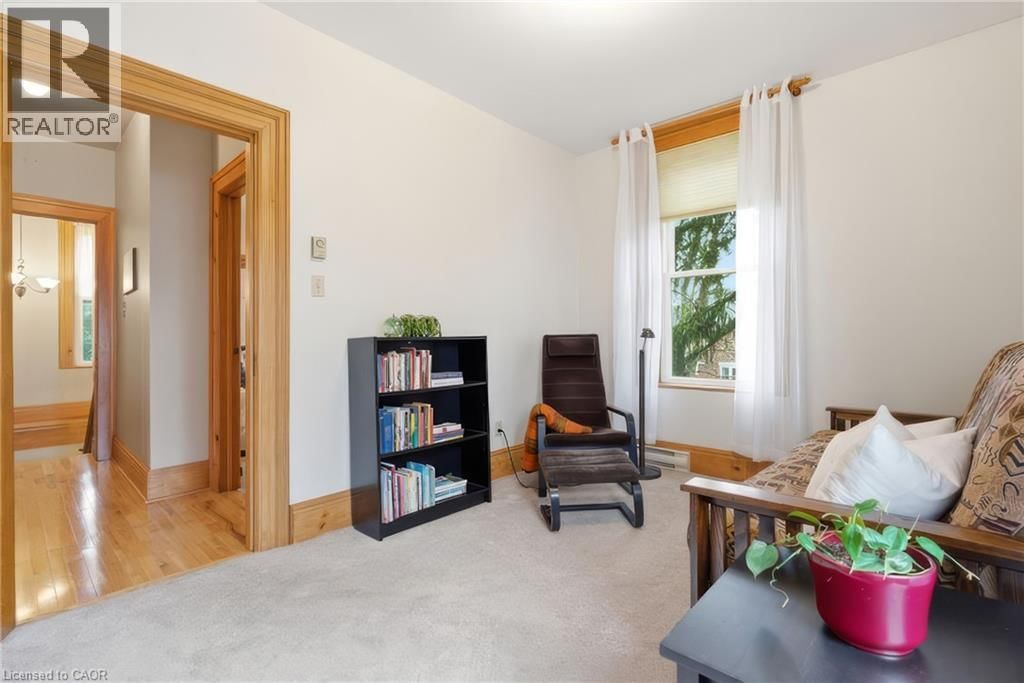 24 QUEENSWAY DRIVE Image 37