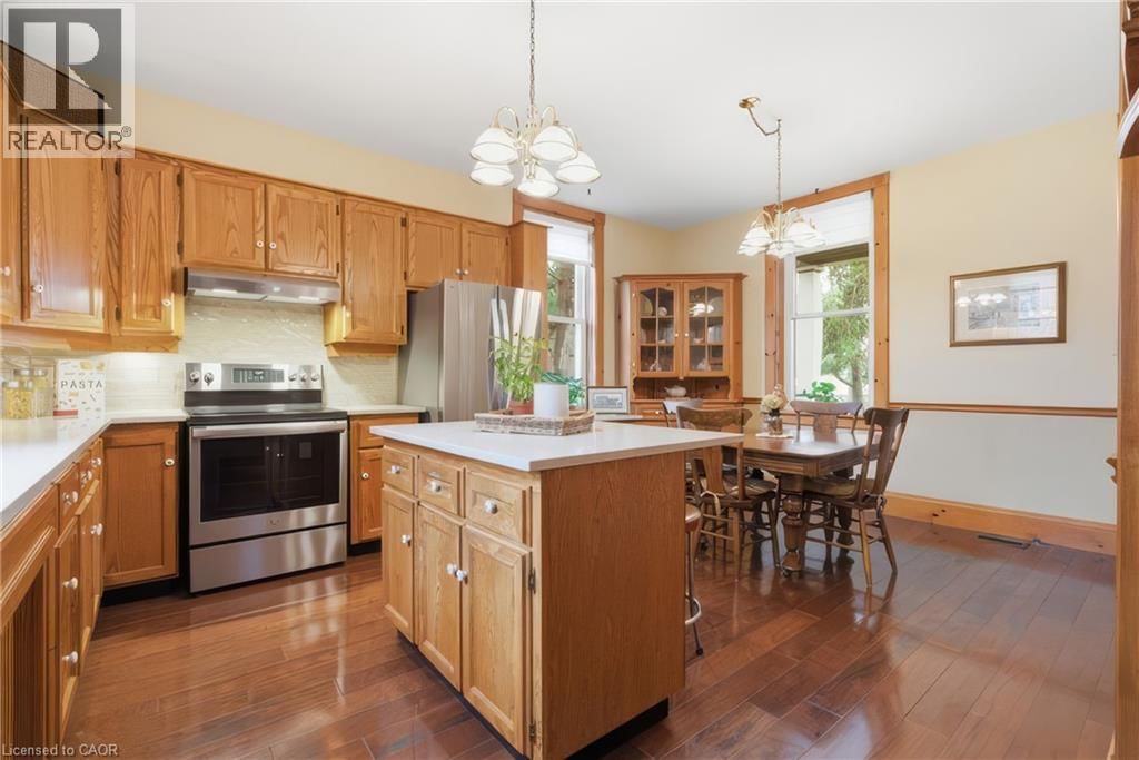 24 QUEENSWAY DRIVE Image 5