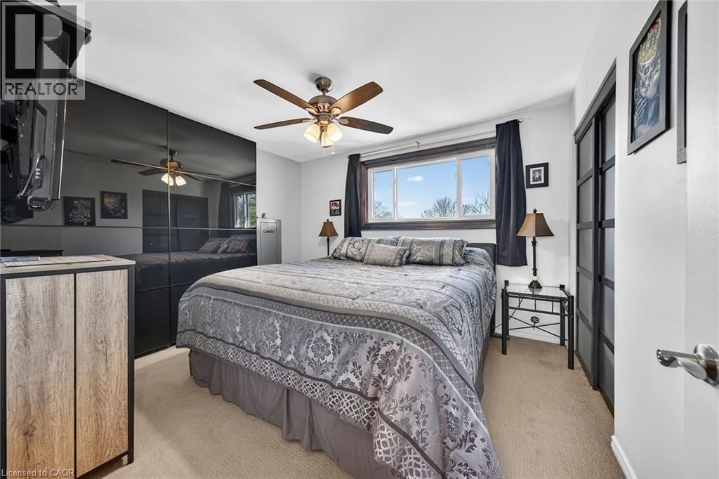 211 BIRCHCLIFFE CRESCENT Image 25