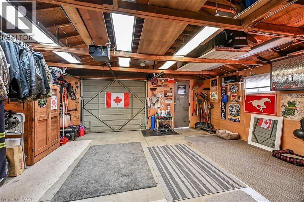 211 BIRCHCLIFFE CRESCENT Image 39