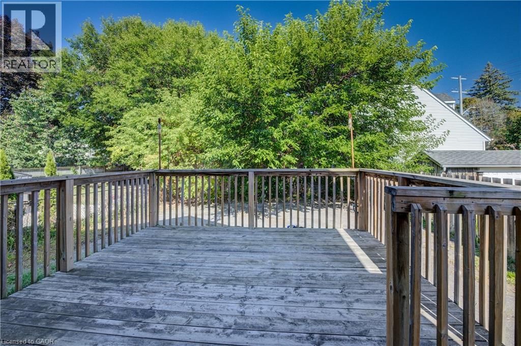 350 VICTORIA STREET SOUTH Image 18