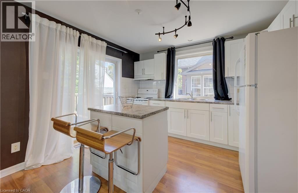 350 VICTORIA STREET SOUTH Image 5