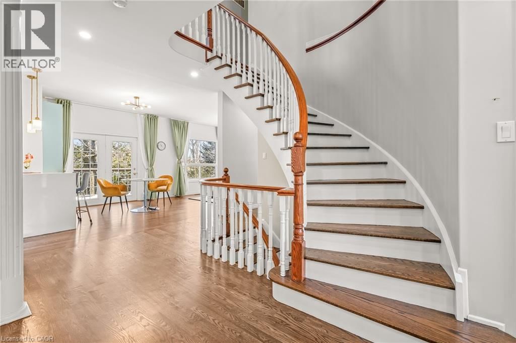 12 BUMAN COURT Image 16