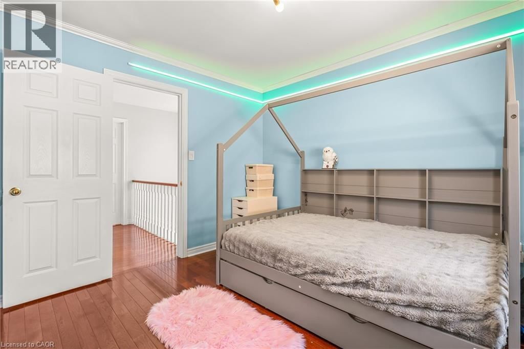 12 BUMAN COURT Image 26