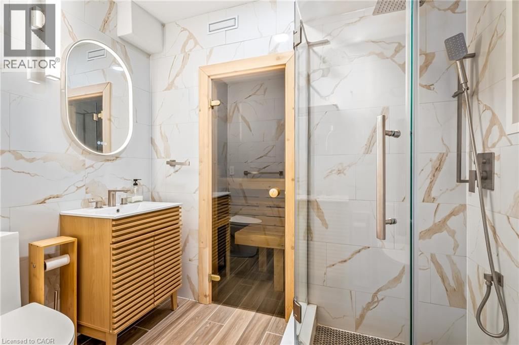 12 BUMAN COURT Image 39