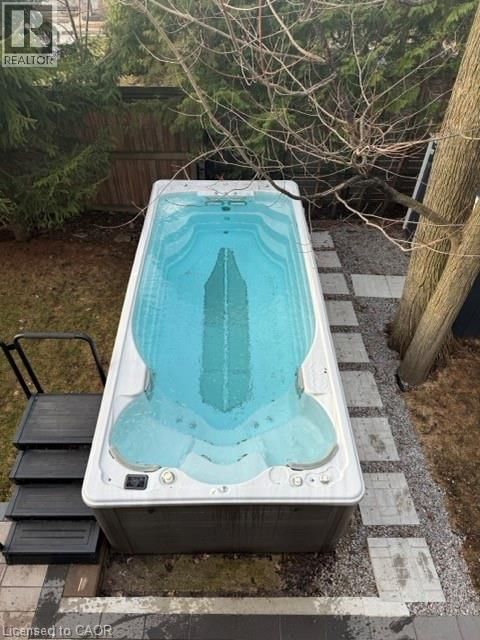 12 BUMAN COURT Image 43