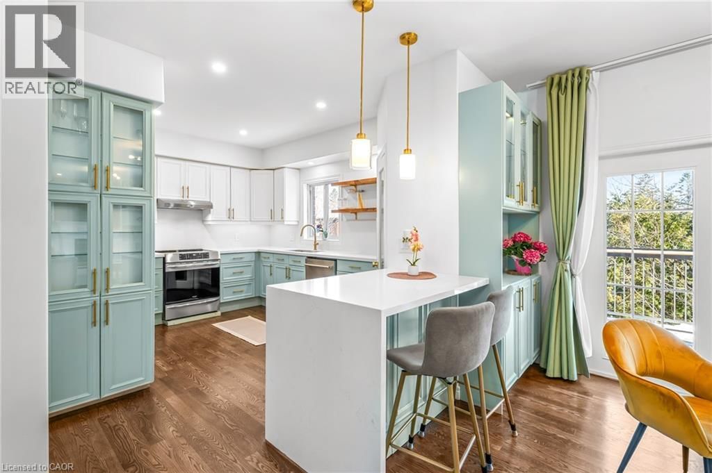 12 BUMAN COURT Image 5