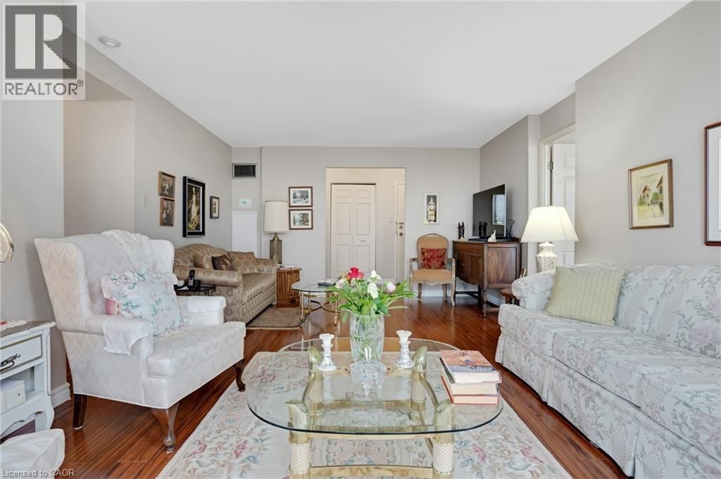 703 - 1414 KING STREET EAST Image 11