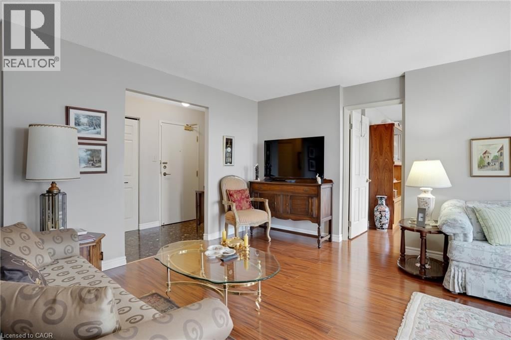 703 - 1414 KING STREET EAST Image 12