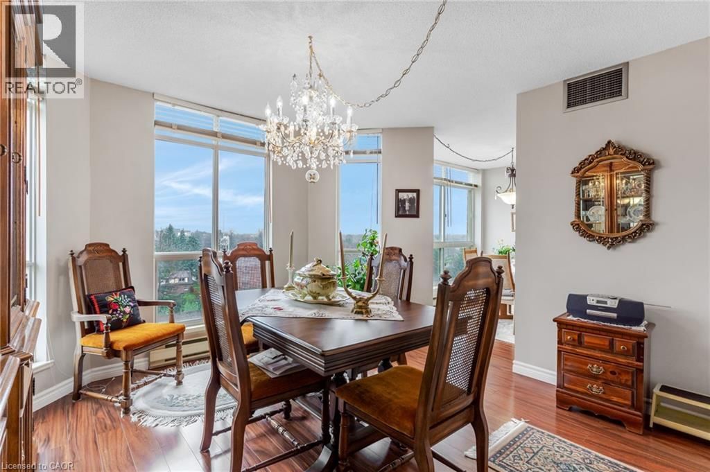 703 - 1414 KING STREET EAST Image 18