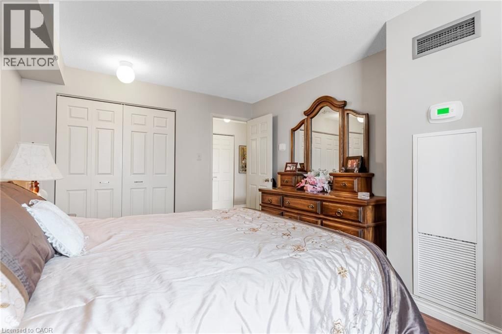 703 - 1414 KING STREET EAST Image 24