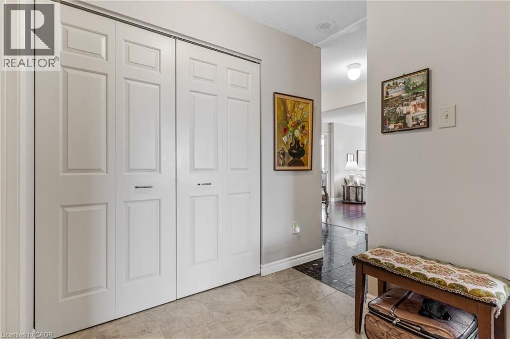 703 - 1414 KING STREET EAST Image 27