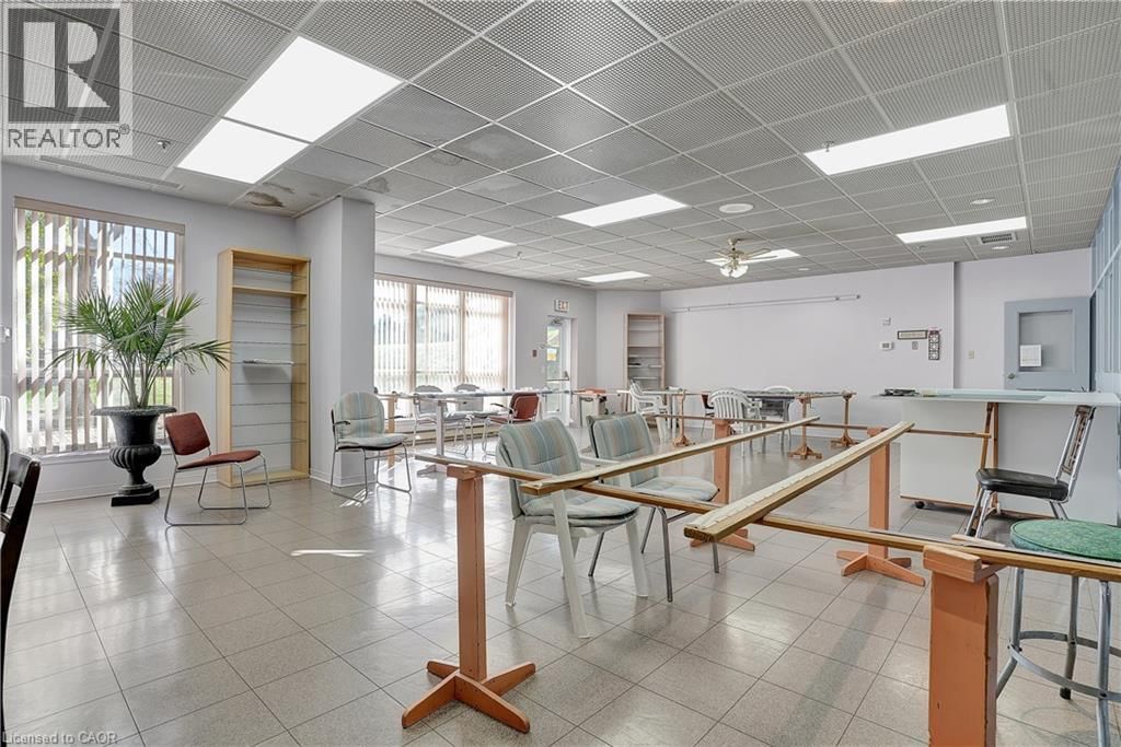 703 - 1414 KING STREET EAST Image 34