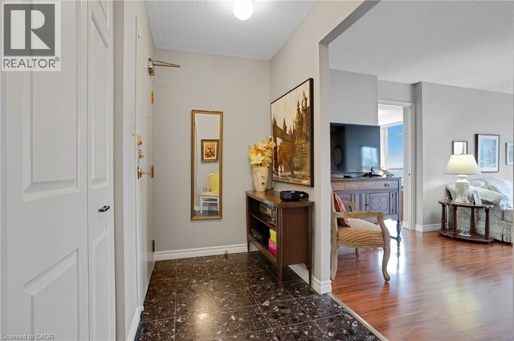 703 - 1414 KING STREET EAST Image 6