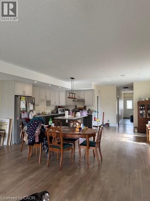 A - 111 WALTER STREET Image 7