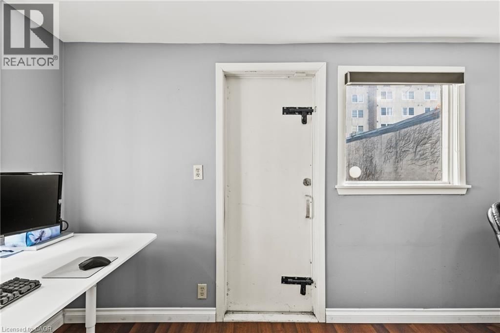 196 KING STREET Image 14