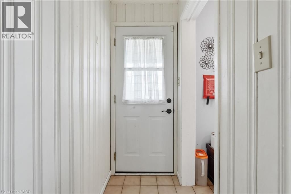 66 RICHMOND STREET Image 16