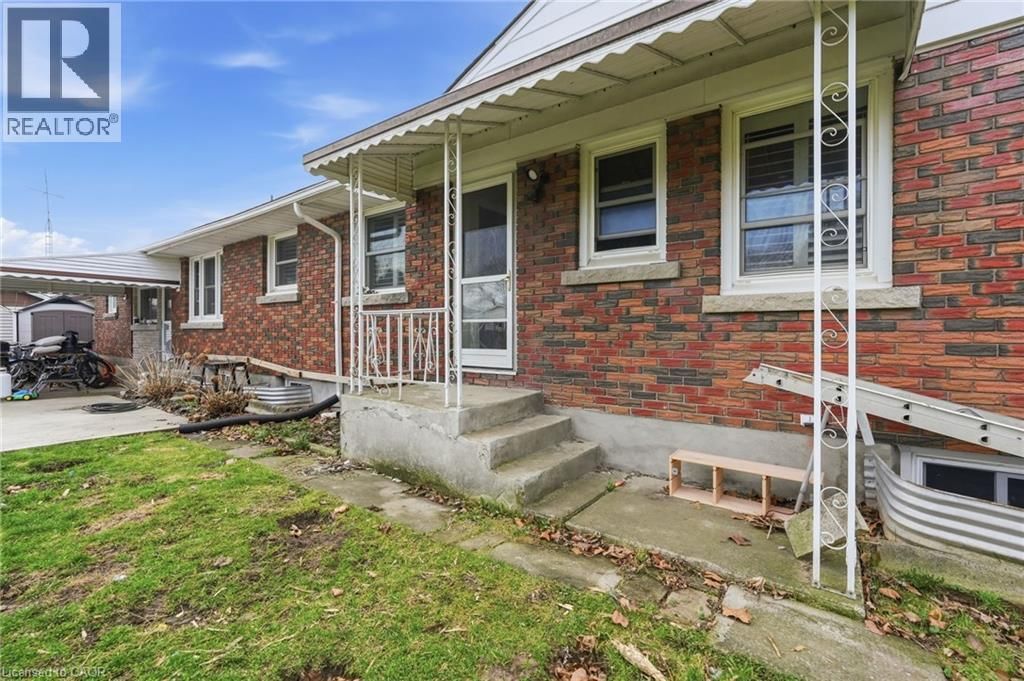 66 RICHMOND STREET Image 36