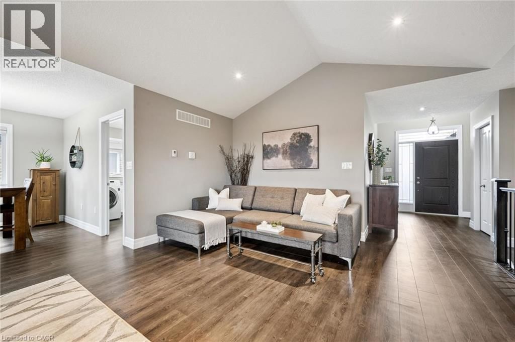 92 JACOB STREET WEST Image 10