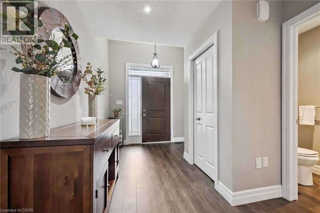 92 JACOB STREET WEST Image 5