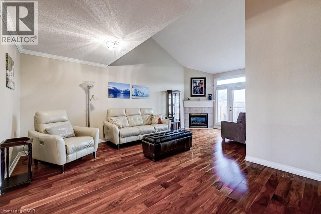 44 - 94 GREENTRAIL DRIVE Image 11