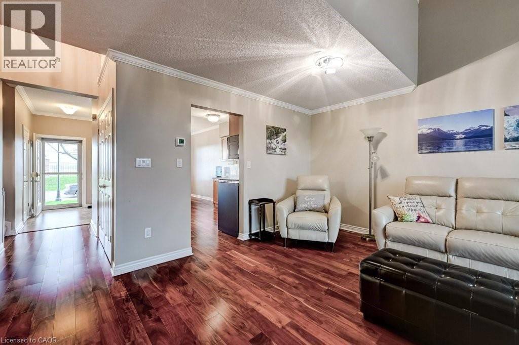 44 - 94 GREENTRAIL DRIVE Image 12