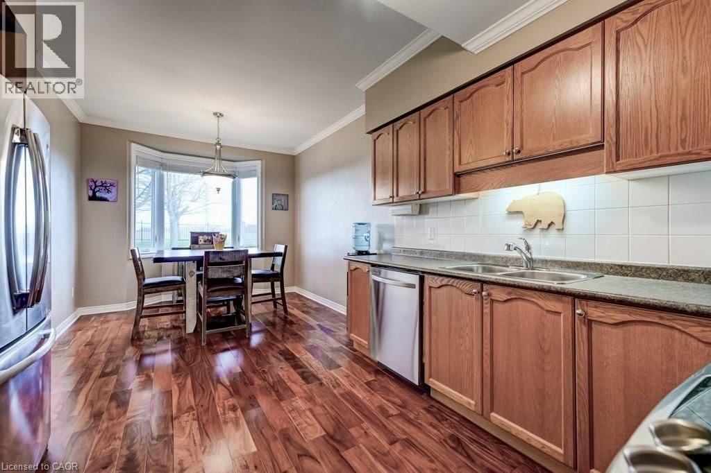 44 - 94 GREENTRAIL DRIVE Image 14