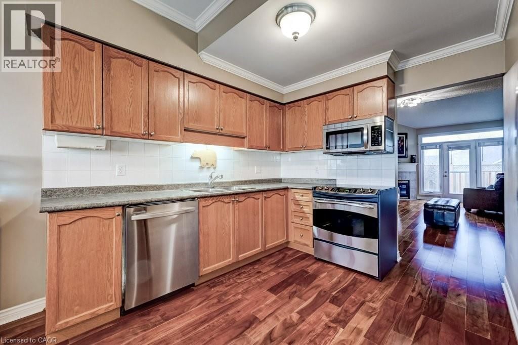 44 - 94 GREENTRAIL DRIVE Image 17